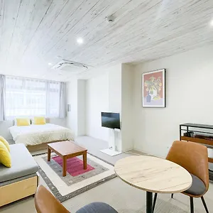  Apartment Merdeacube Nambaminami Japan
